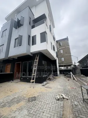 5bdrm Duplex in Ikate for rent