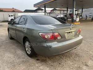 Lexus ES 300 2004 Green