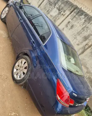 Toyota Avalon XLS 2006 Blue