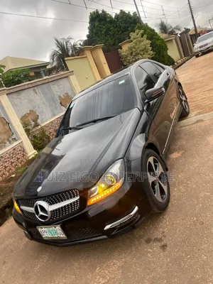 Mercedes-Benz C350 2010 Black