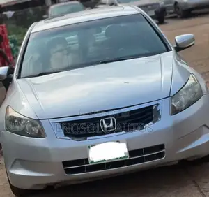 Honda Accord 2009 Silver