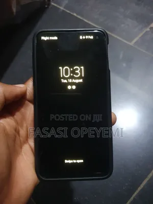 Samsung Galaxy S10e 128 GB Red