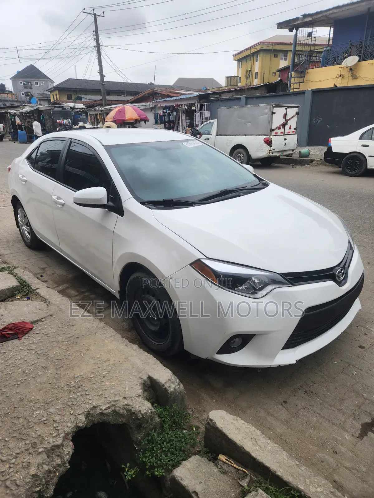 Toyota Corolla 2015 White