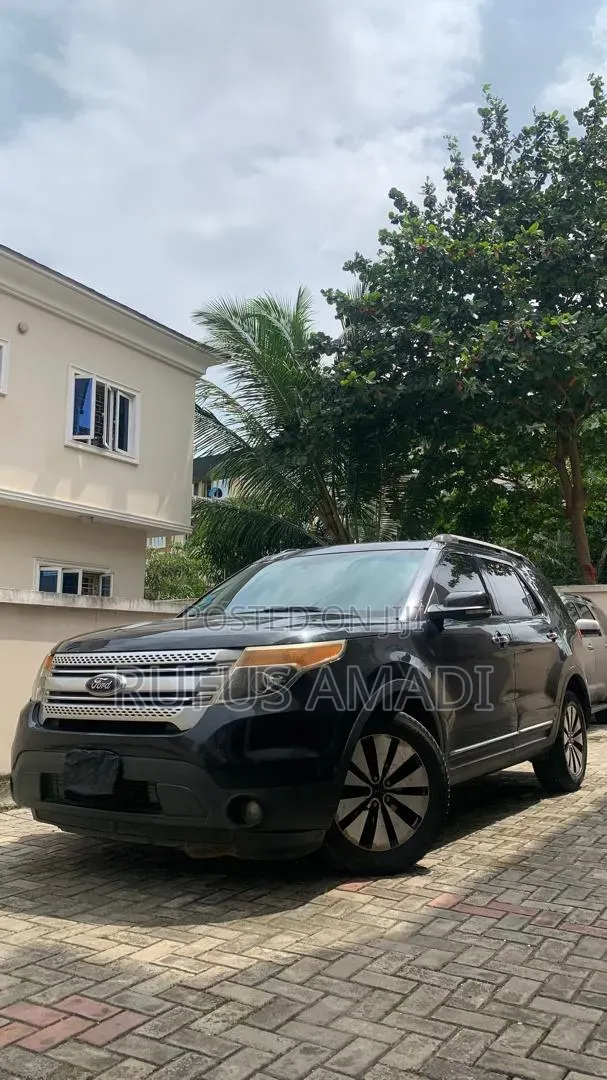 Ford Explorer 2012 Black
