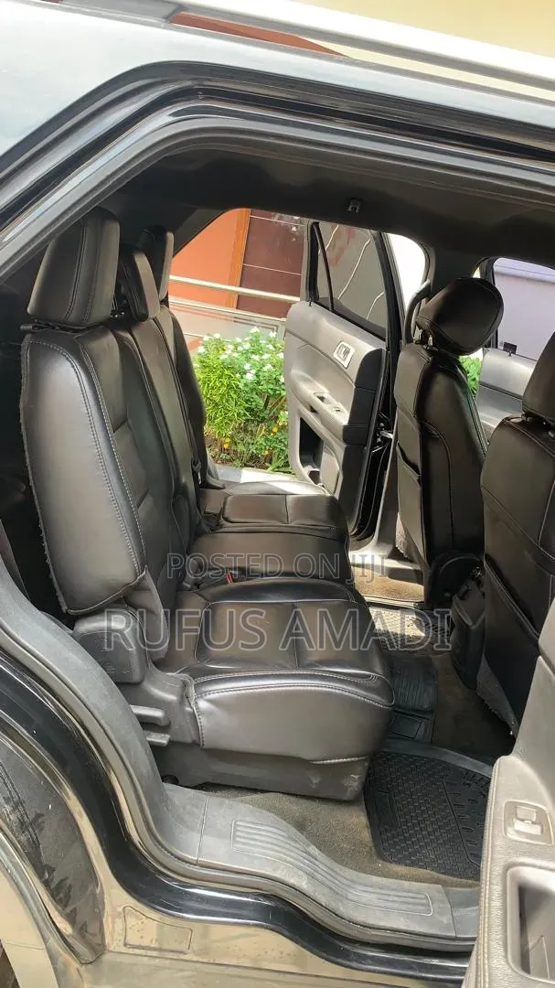 Ford Explorer 2012 Black