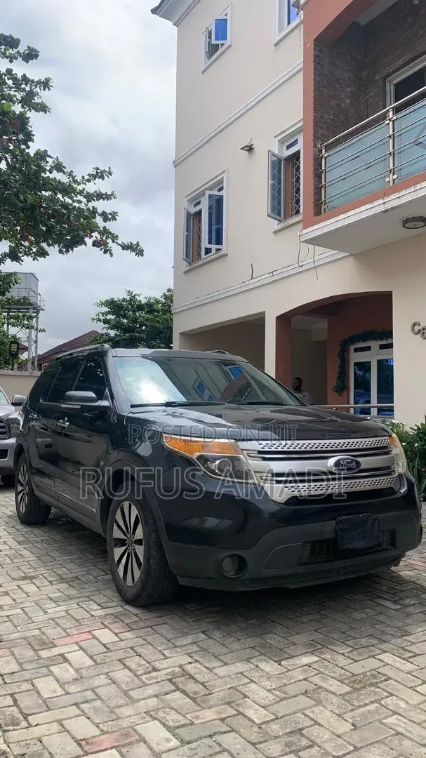 Ford Explorer 2012 Black