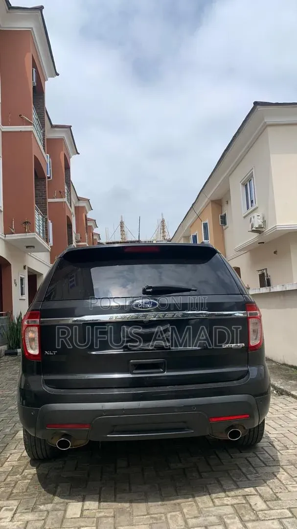 Ford Explorer 2012 Black