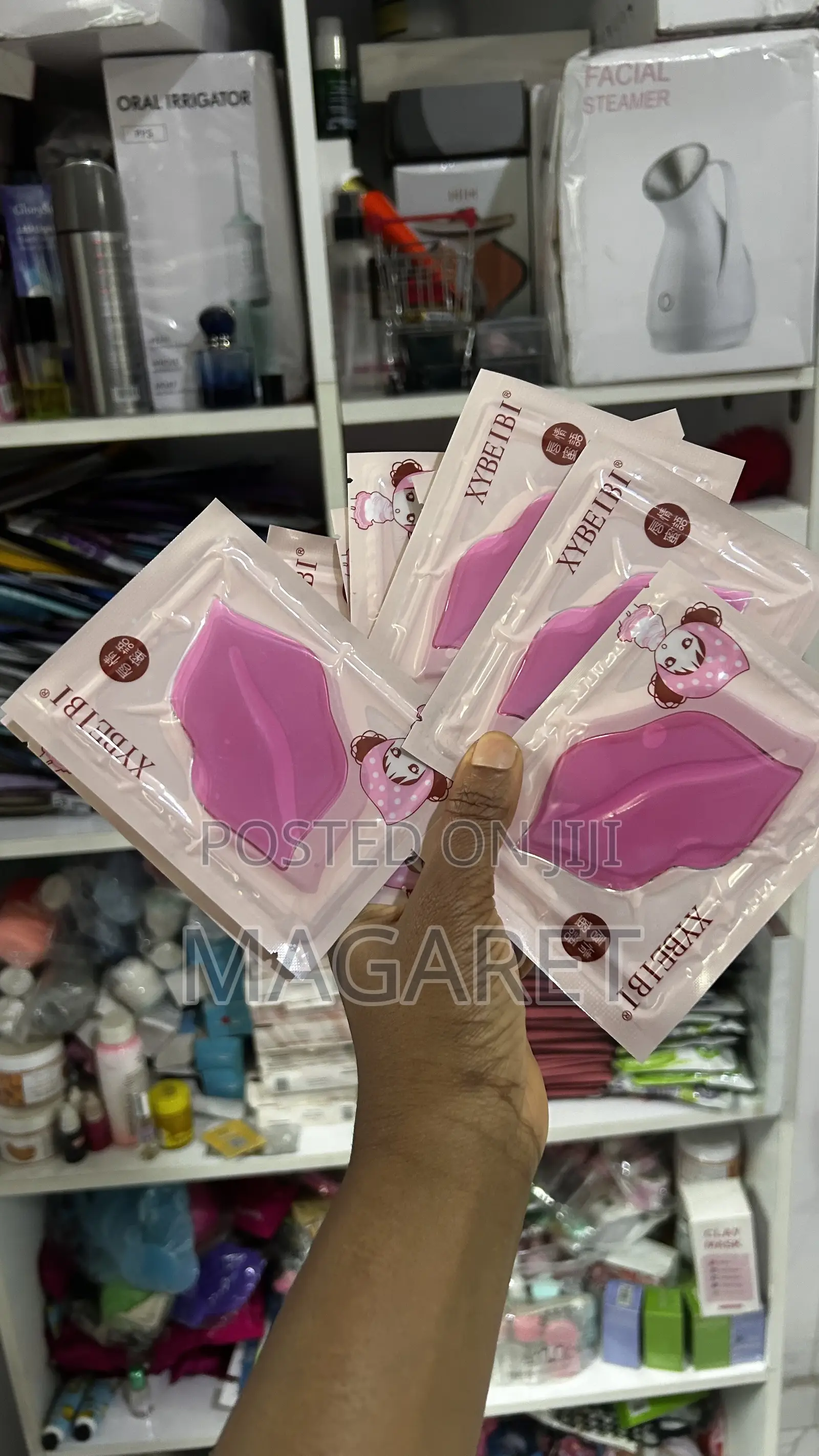 12 Pieces of Lip Mask