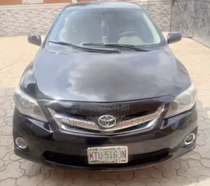 Toyota Corolla LE 4dr Sedan (1.8L 4cyl 4A) 2010 Black
