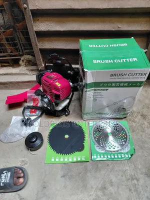 4 Stroke Brush Cutter Machine With Complete Accessories