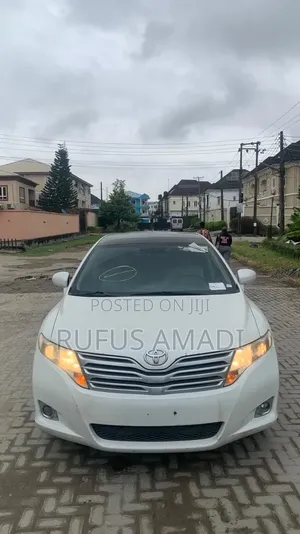 Toyota Venza 2011 White
