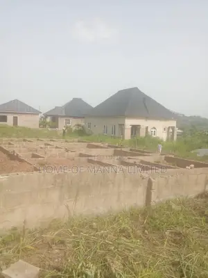 3bdrm House in Oba Ile Second Gate, Akure for sale