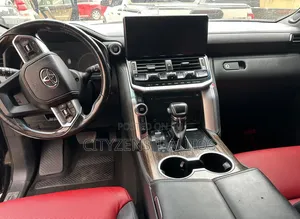 Toyota Land Cruiser LC300 2023 Black