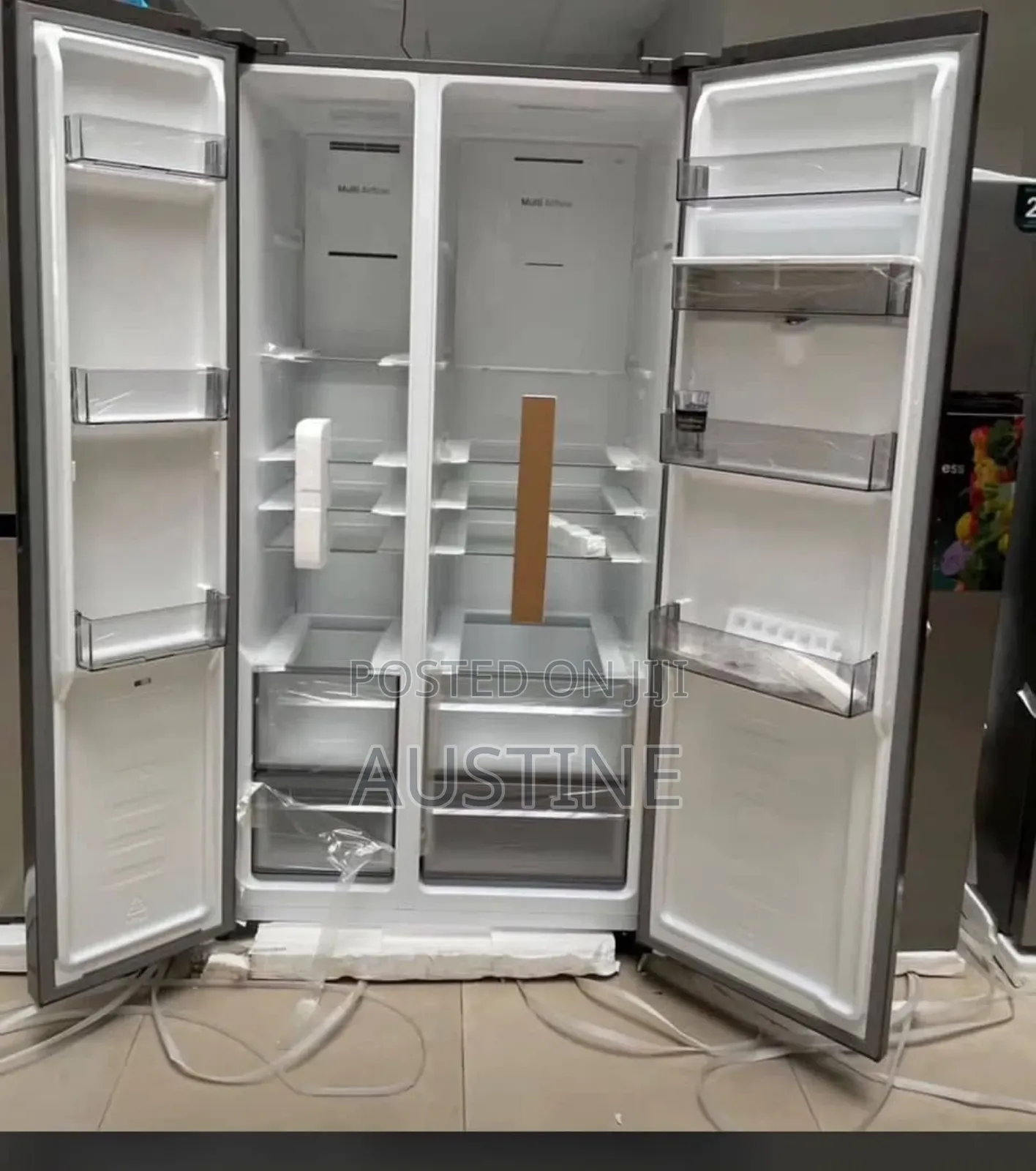 Brand New Hisense Side-Side 514l Refrigerator>external>water Dispenser