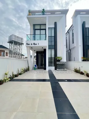 5bdrm Duplex in Ikota for sale