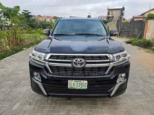 Toyota Landcruiser 200 Series(LC200) for Rent