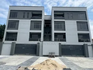 2bdrm Maisonette in Lekki Phase 1 Lagos for sale