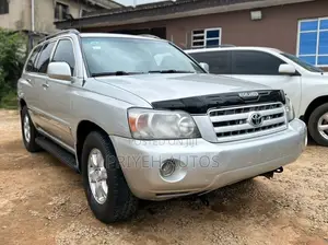 Toyota Highlander 2005 Silver