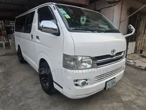Toyota Hiace Bus for Rent