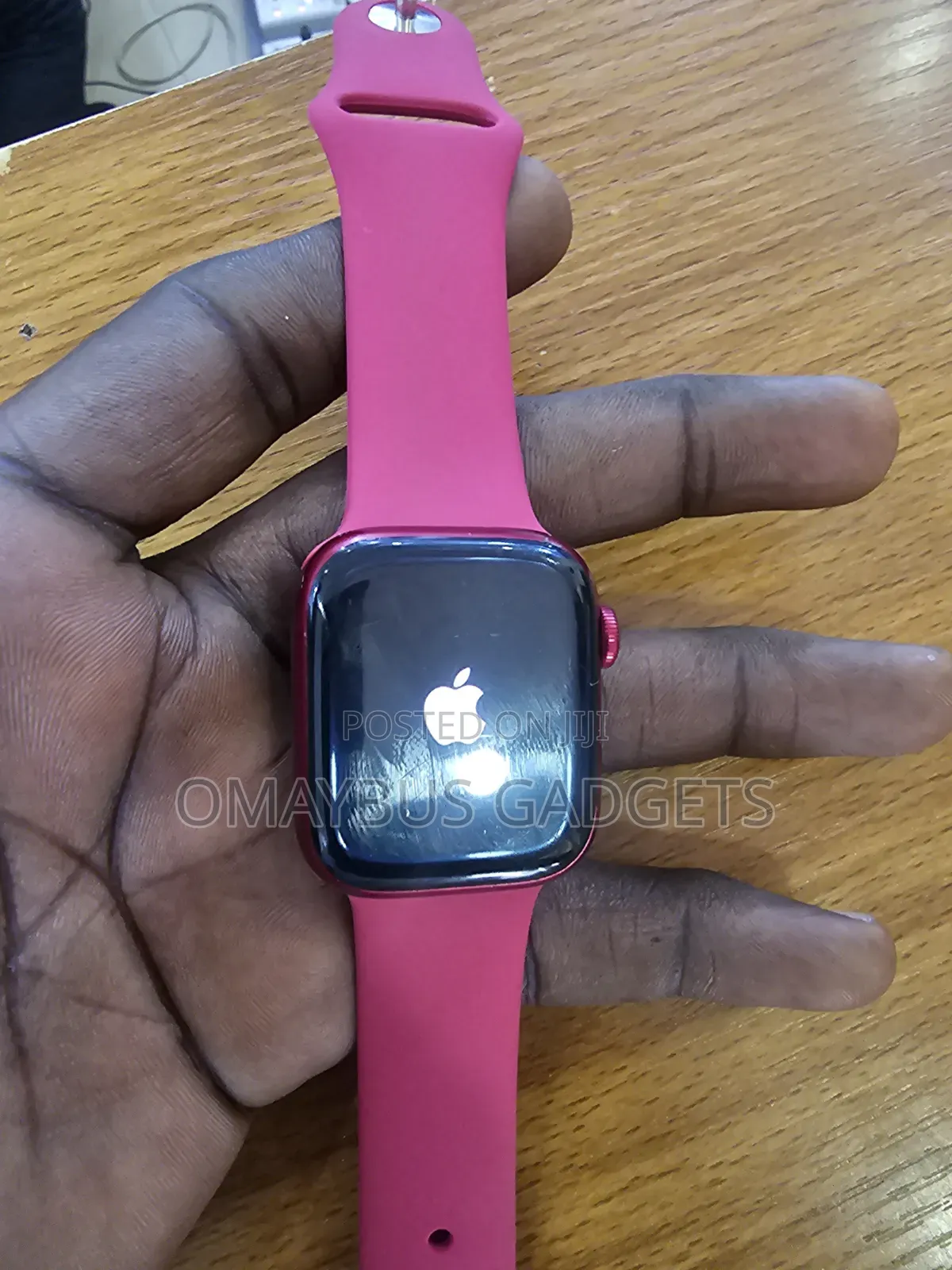 Omaybus Watch