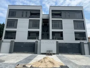 4bdrm Apartment in Lekki Phase 1 for sale