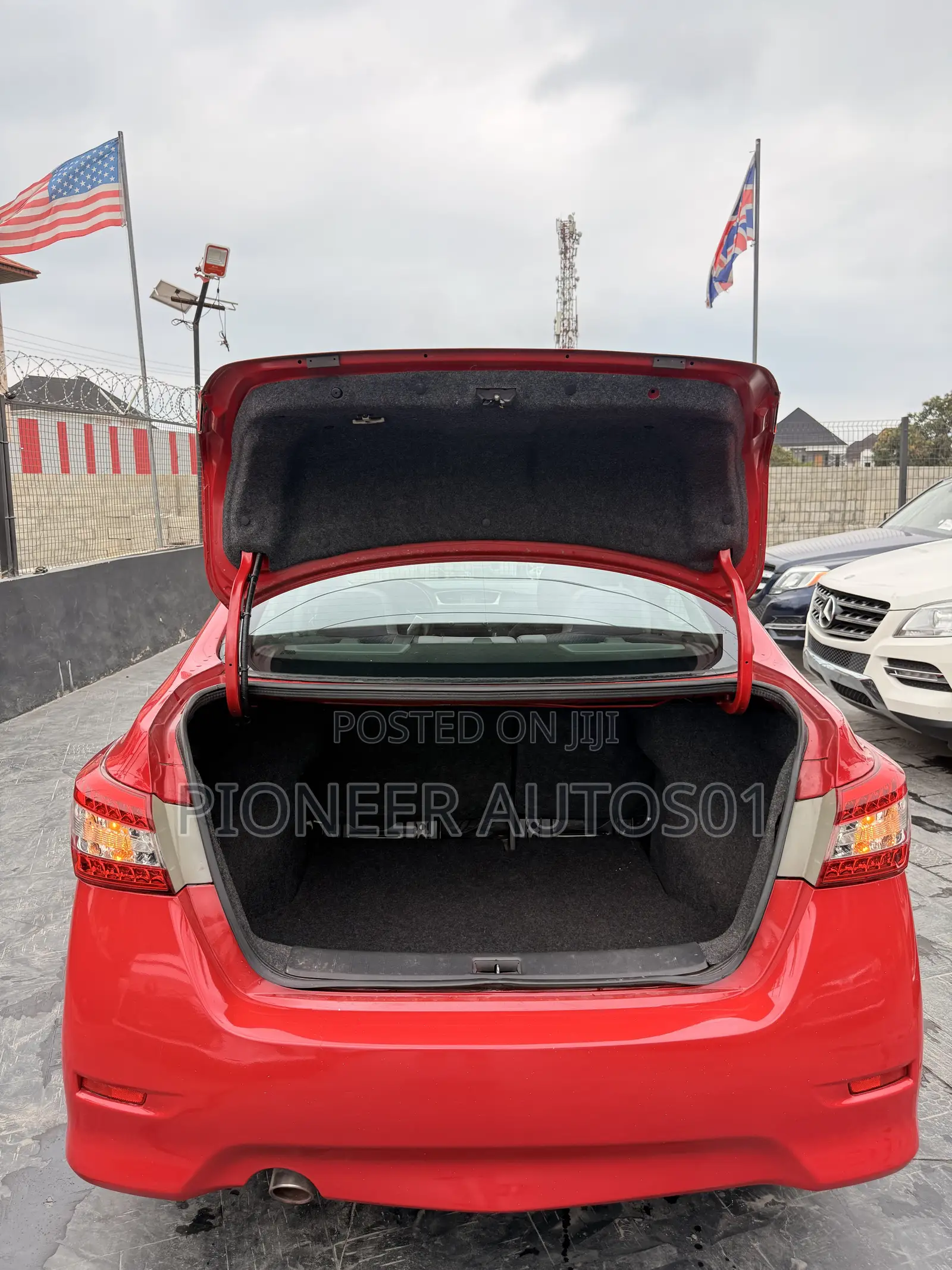 Nissan Sentra SR 2016 Red