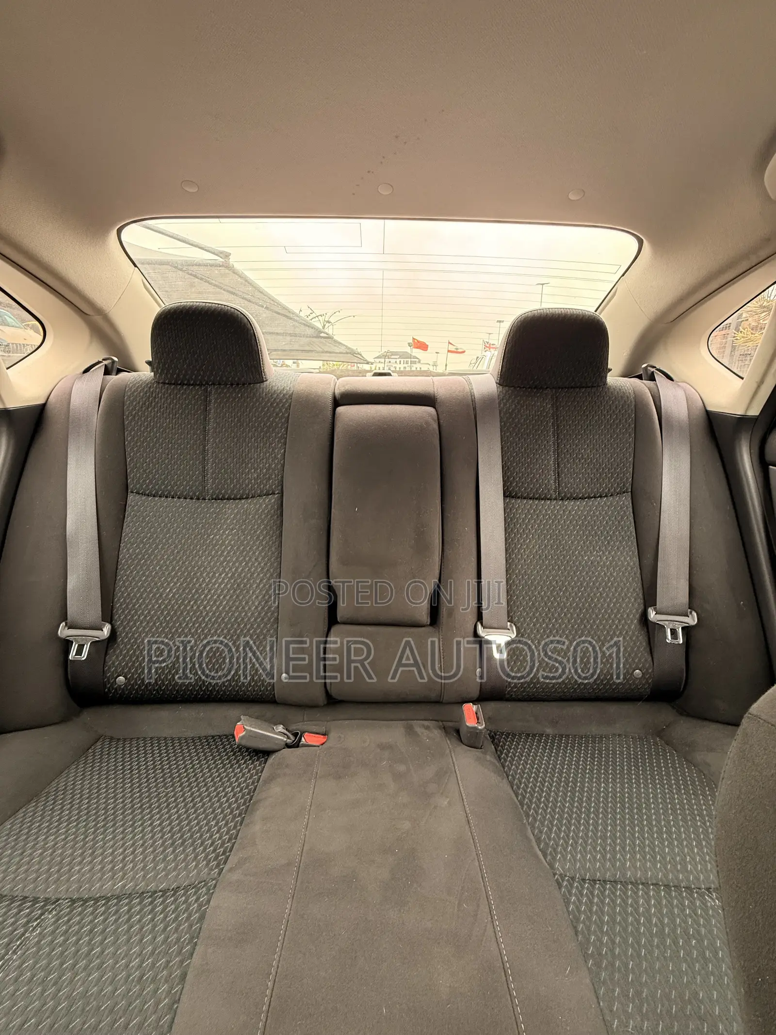 Nissan Sentra SR 2016 Red