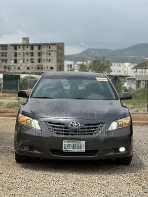 Toyota Camry LE 4dr Sedan (2.4L 4cyl 5A) 2008 Gray