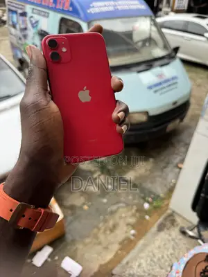 Apple iPhone 11 128 GB Red