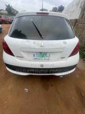 Peugeot 207 2006 White