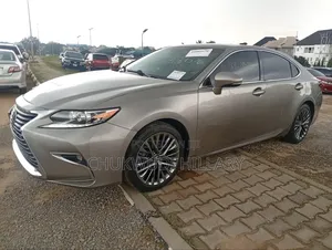 Lexus ES 2017 Gray