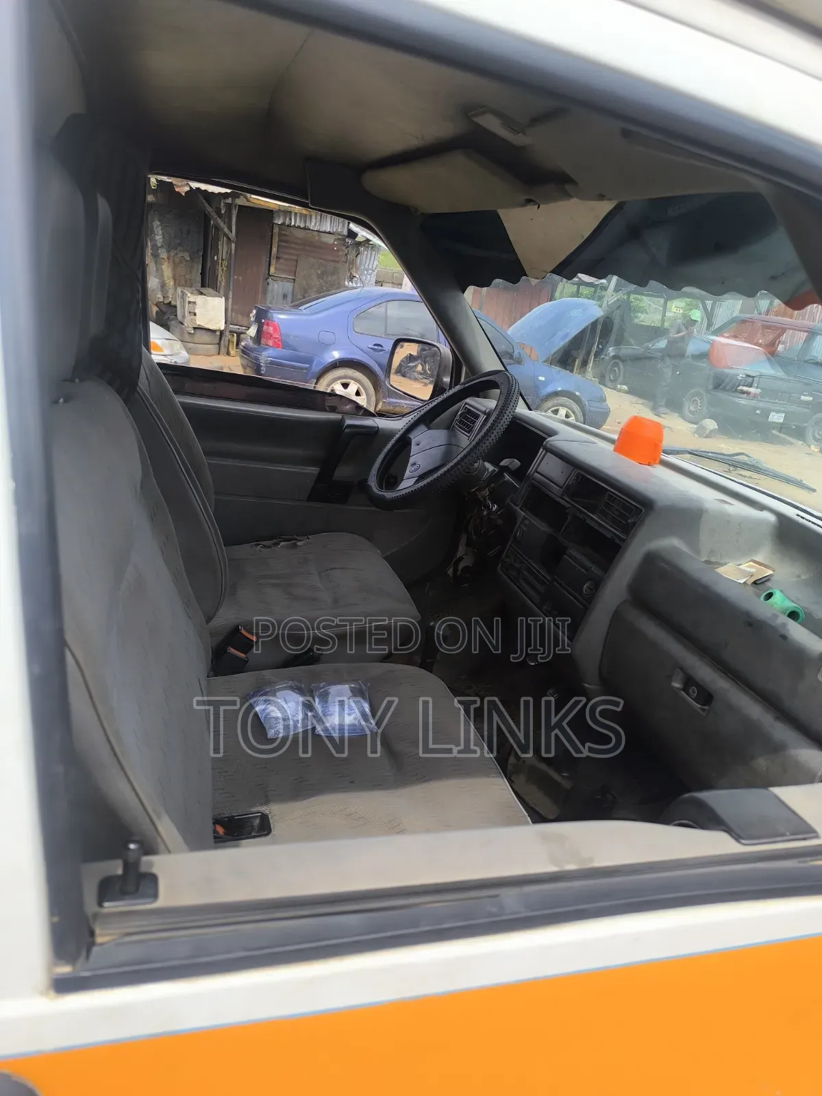 Volkswagen Transporter 2000 White