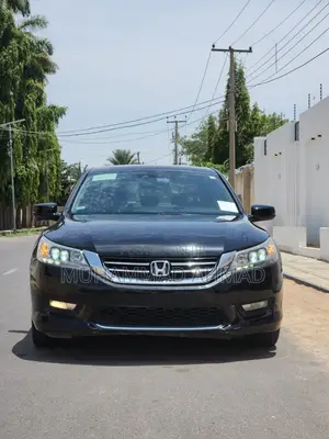 Honda Accord Touring V-6 4dr Sedan (3.5L 6cyl 6A) 2015 Black