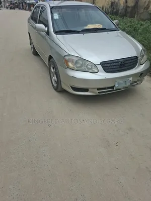 Toyota Corolla 2004 Silver