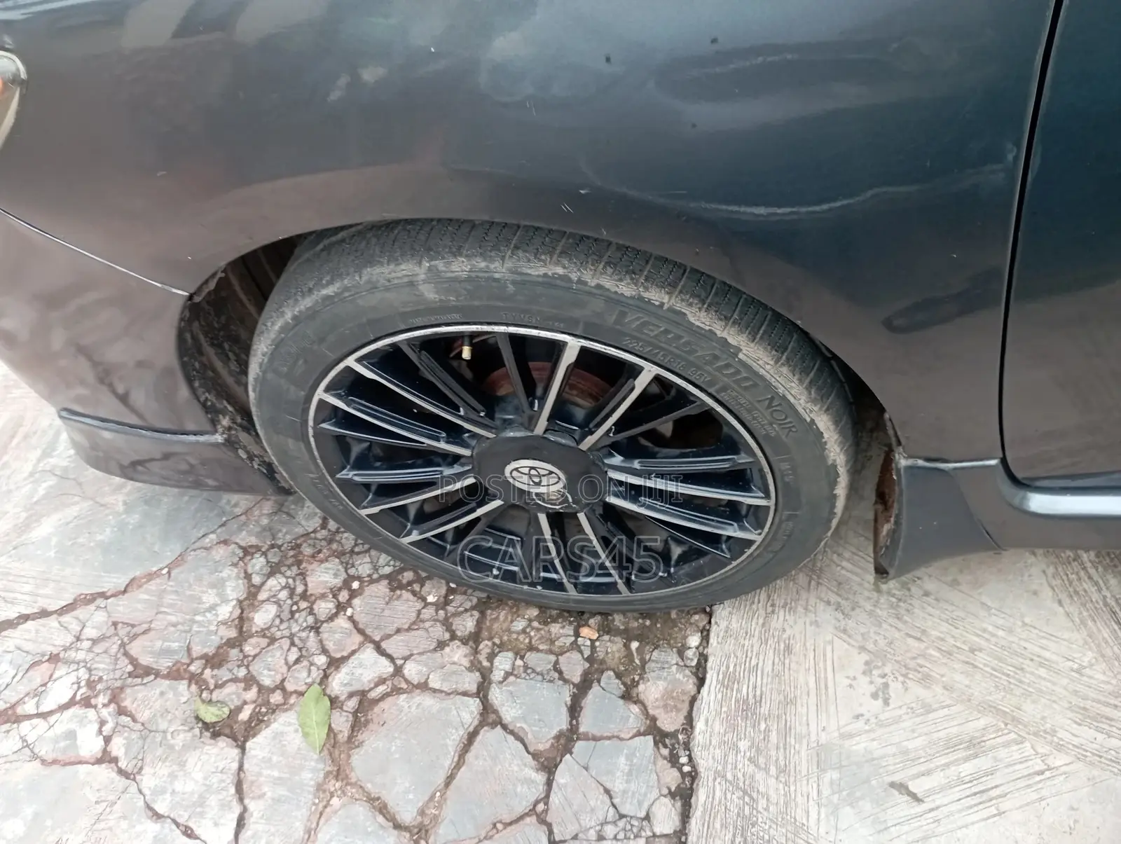 Toyota Corolla 2012 Gray