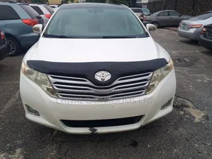 Toyota Venza 2011 White