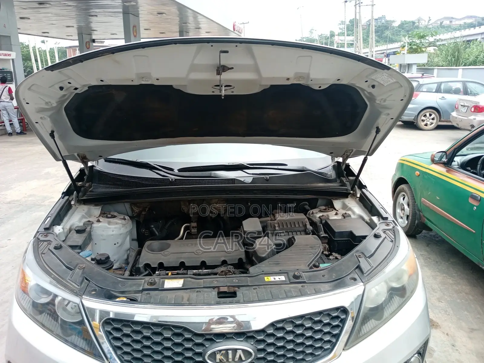Kia Sorento 2012 Silver