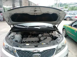 Kia Sorento 2012 Silver