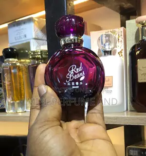 Elea Perfumes