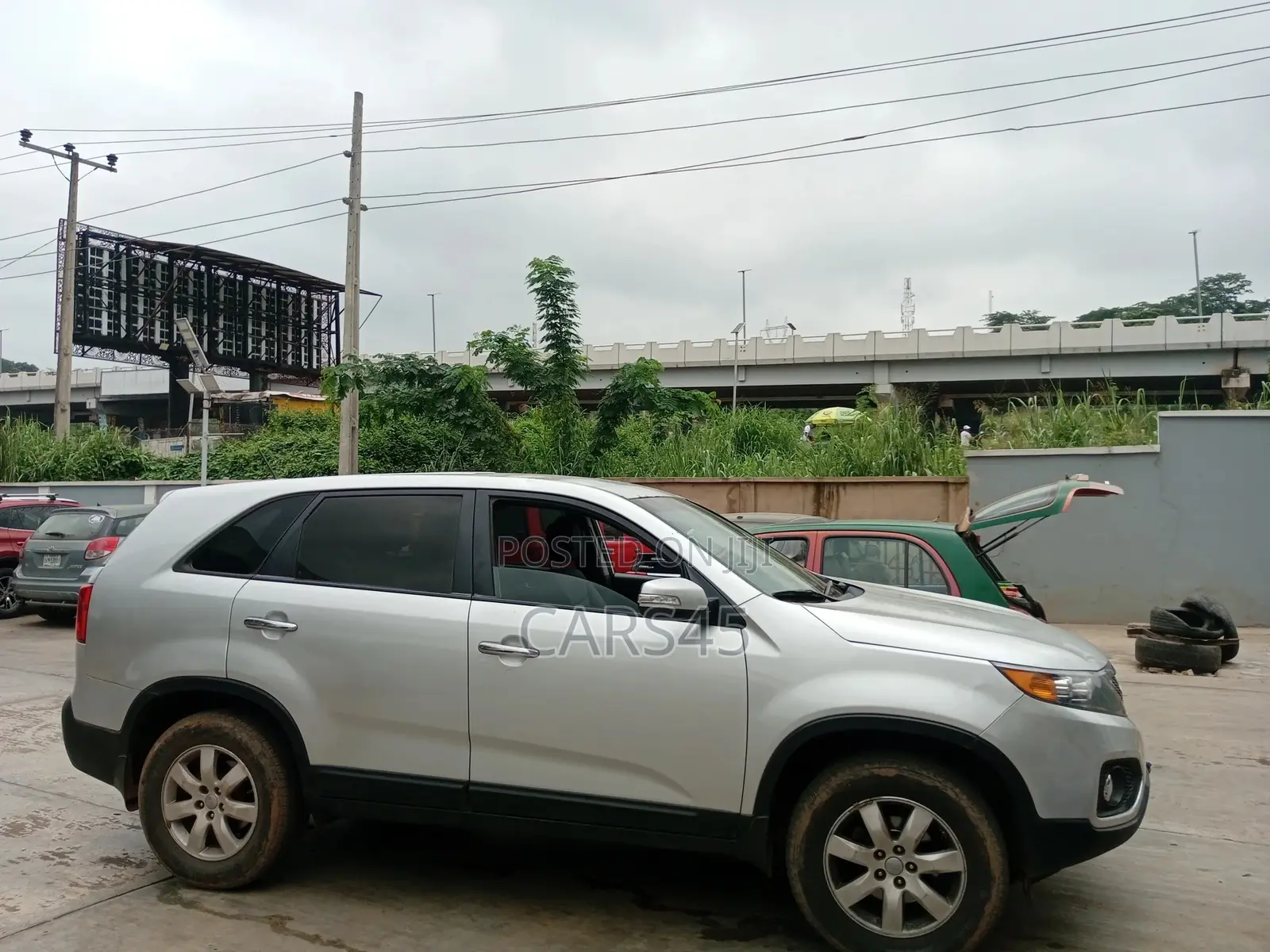 Kia Sorento 2012 Silver