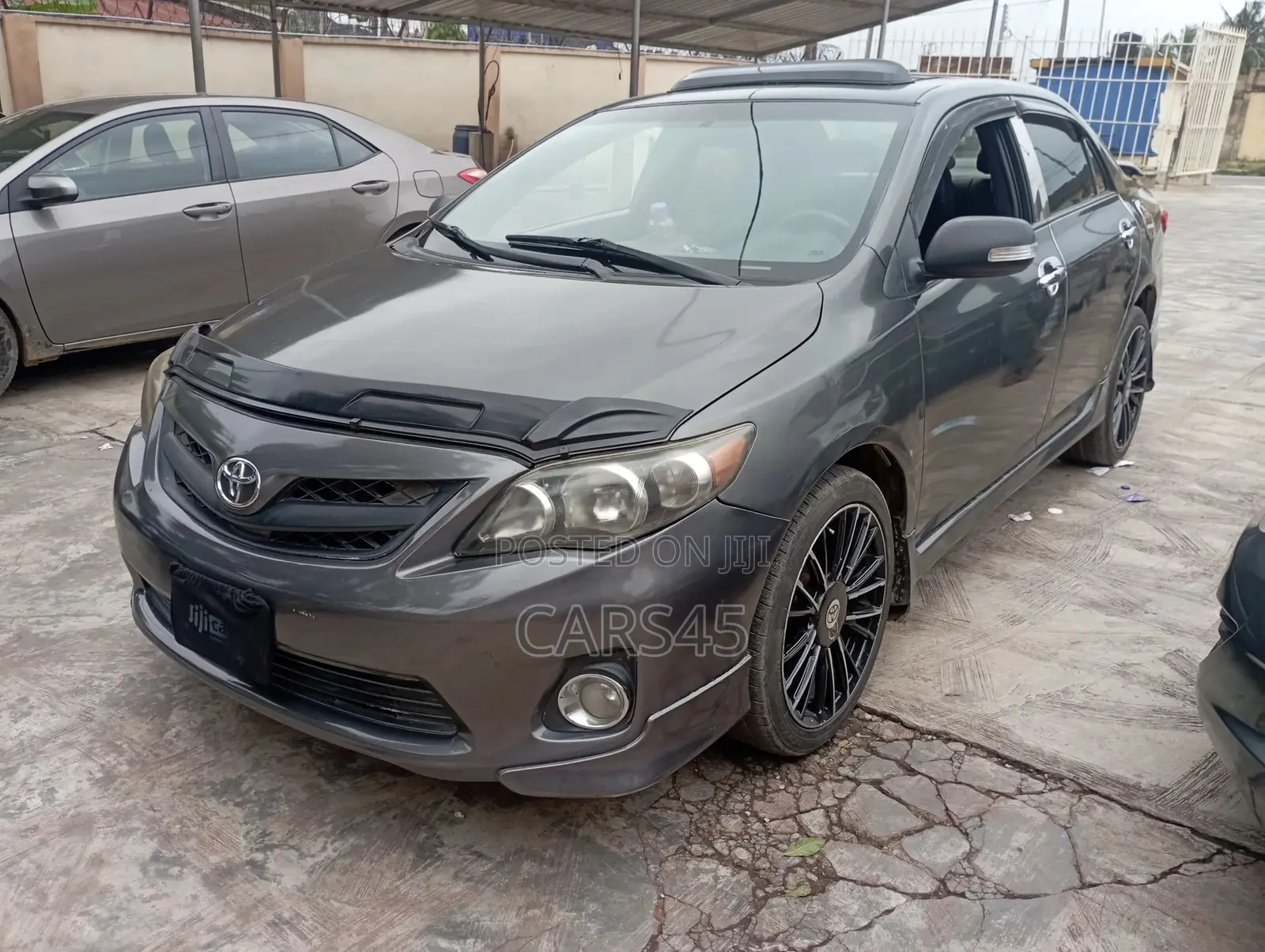 Toyota Corolla 2012 Gray