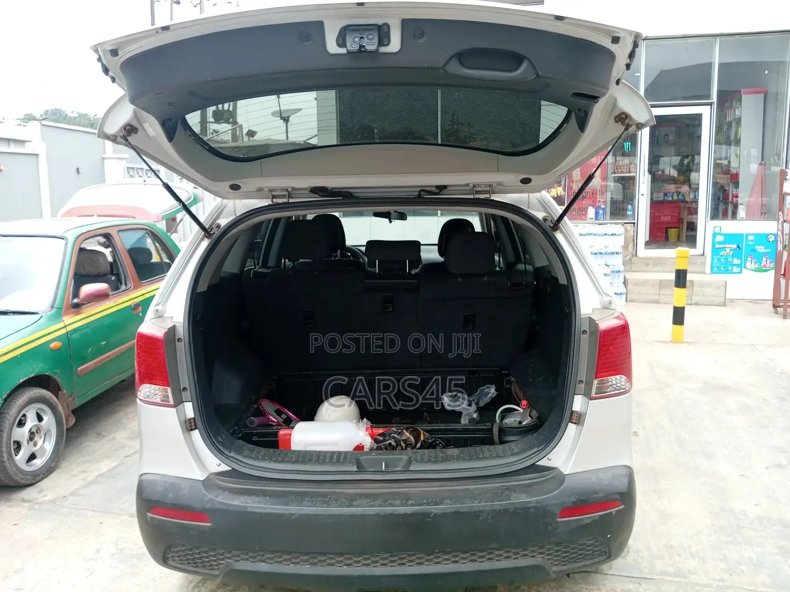 Kia Sorento 2012 Silver