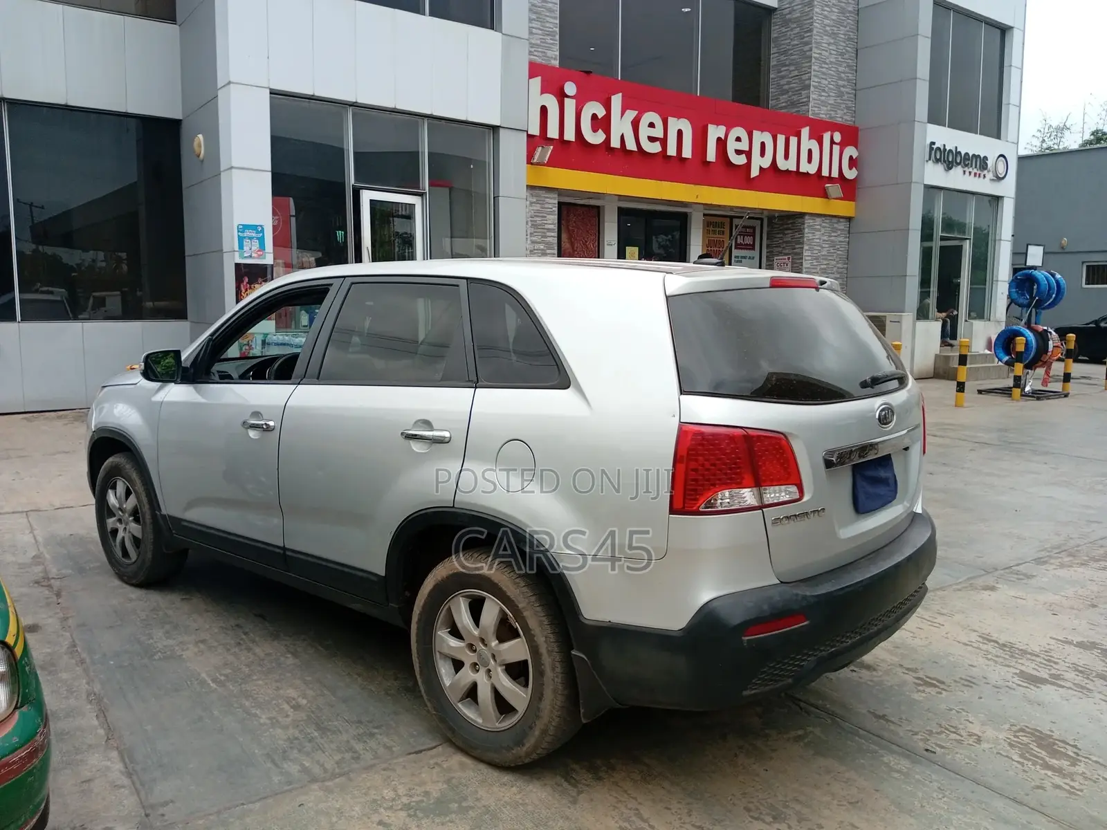 Kia Sorento 2012 Silver