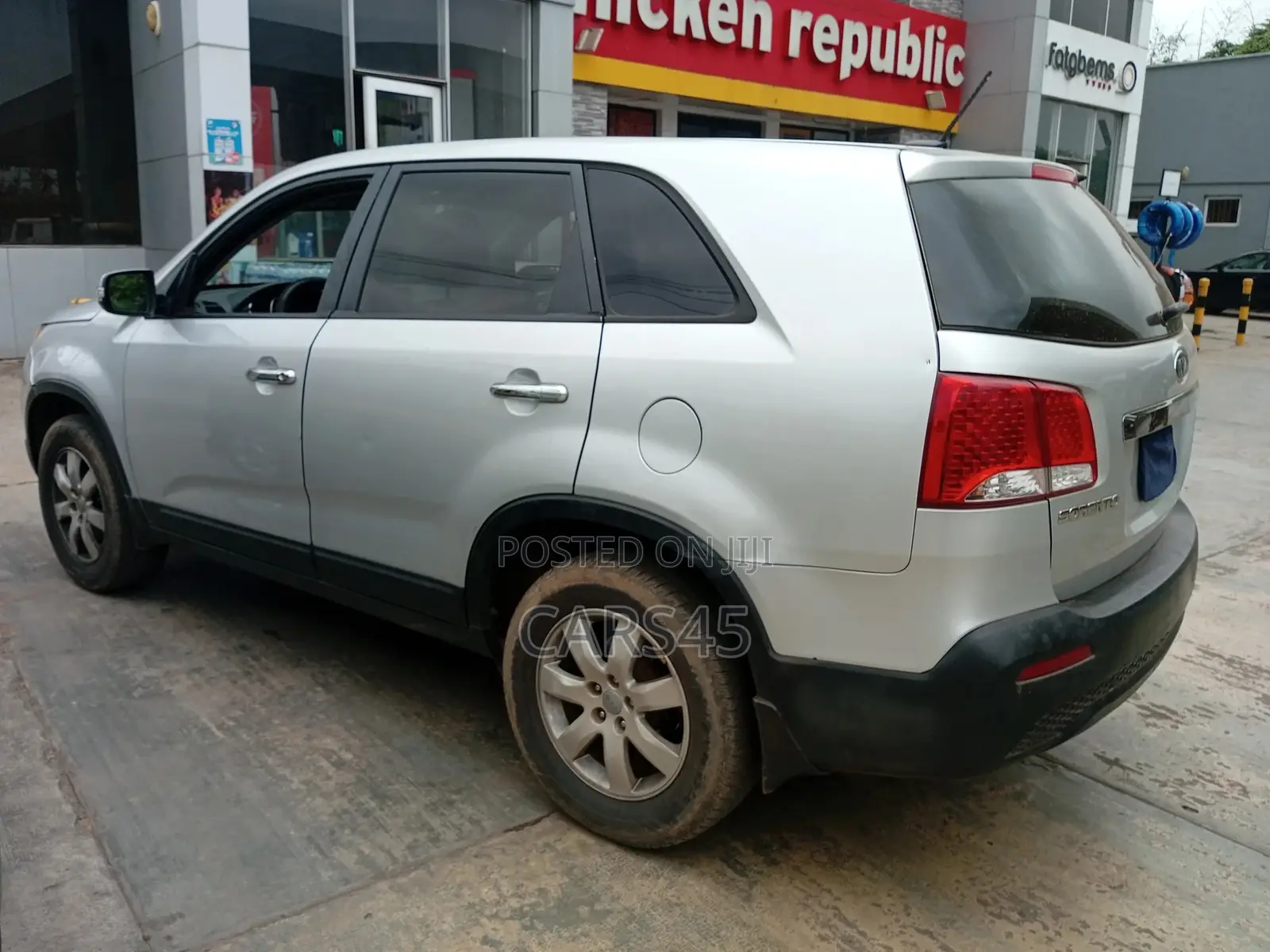Kia Sorento 2012 Silver