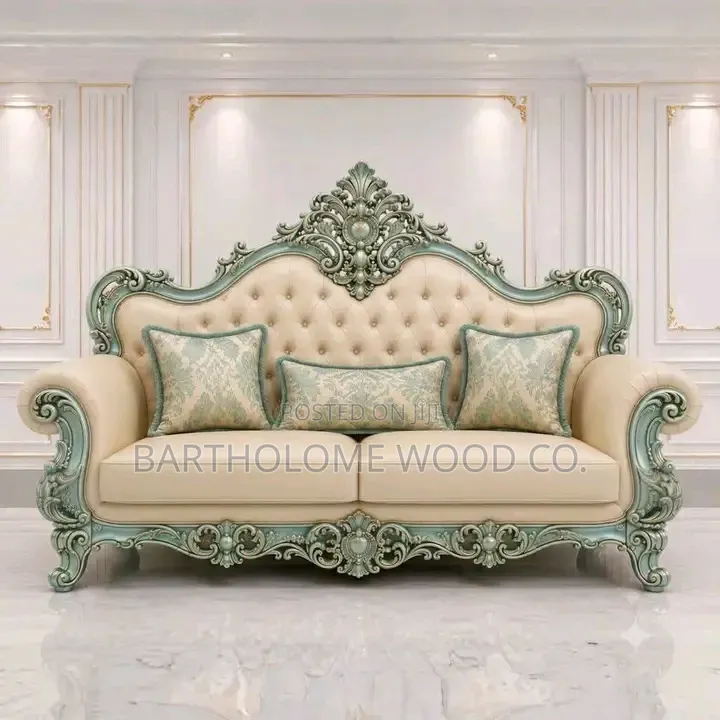 Royal Couch