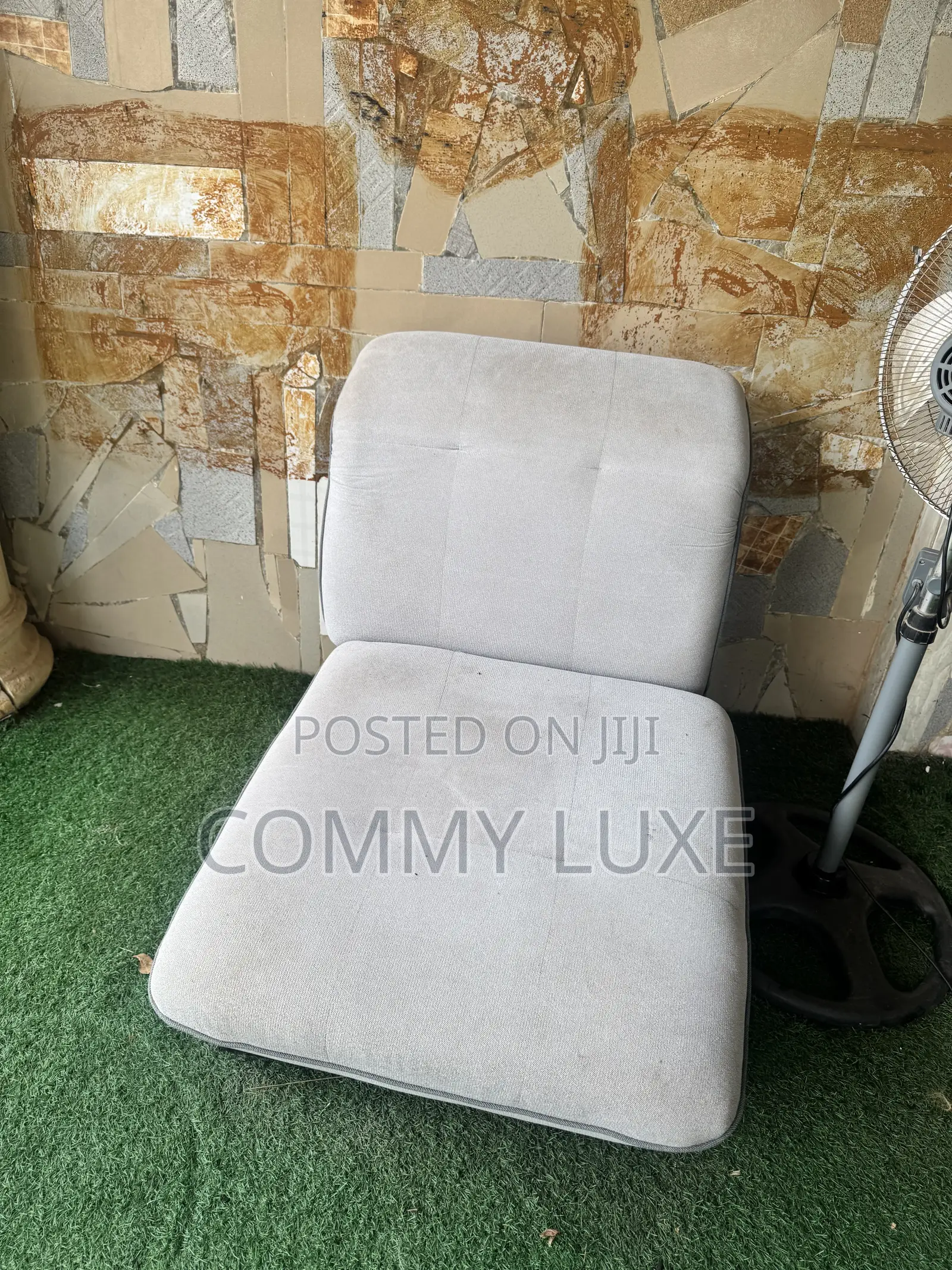 L Shaped Cushion