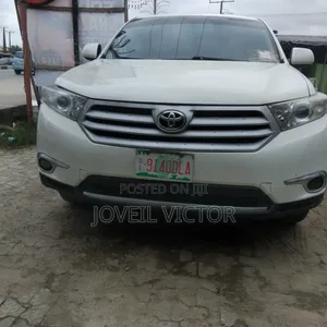 Toyota Highlander 2012 White
