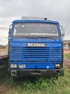 SCANIA 141 CONTAINER BODY TRUCK - Nigerian Use 10 Tyres