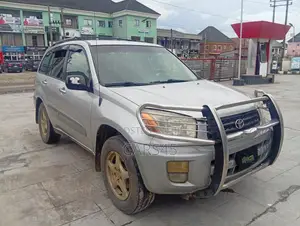 Toyota RAV4 2002 Silver