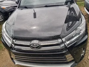 Toyota Highlander XLE 2019 Black
